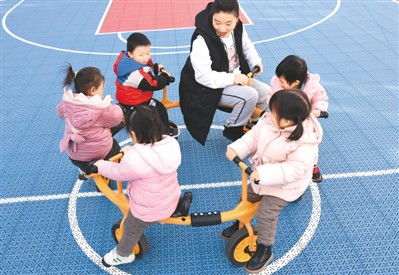 托育合作游戏,培养幼儿团队协作能力的快乐之旅