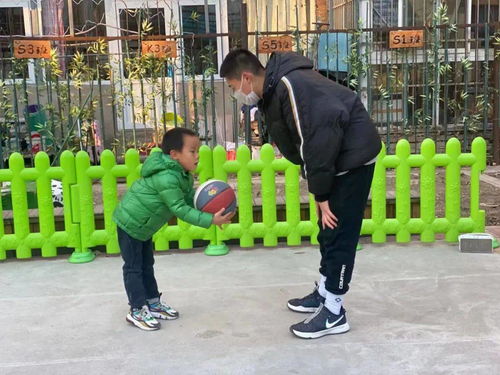 滚篮球小游戏,滚篮球小游戏的趣味玩法”